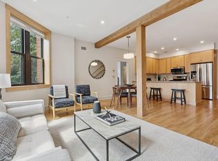 26 Thomas St #6, Portland, ME 04102