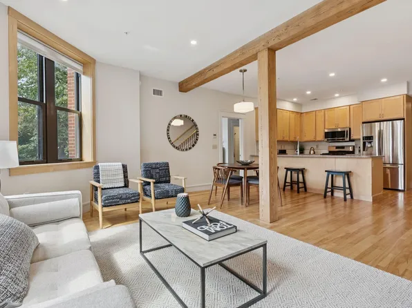 26 Thomas Street #6, Portland, ME 04102