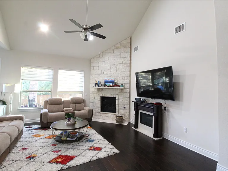 15100 Iveans Way — Photo 10