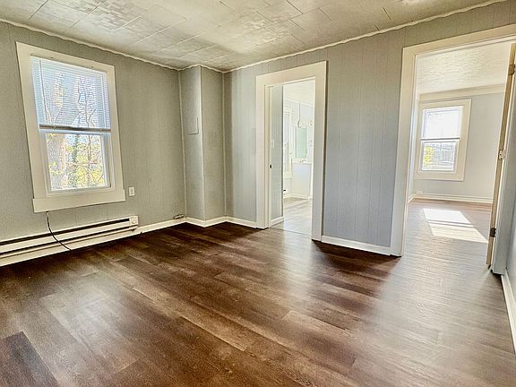 5th image of 111 N Fisher Ave Unit 2