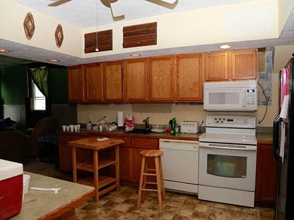4th image of 169 Scioto Ave