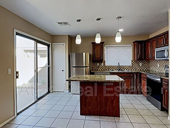 5th image of 12950 W Voltaire Ave