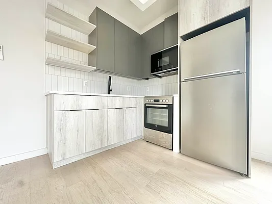 Rented by Doorway NYC, LLC | media 32