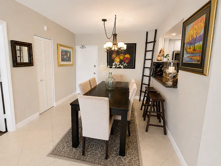 5600 Collins Ave #17U — Photo 5