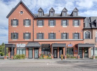 17 Baldwin St #209, Whitby, ON L1M0K8