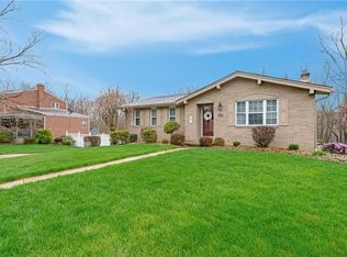 1909 Diane Merle Dr, North Huntingdon, PA 15642