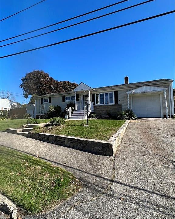 1st image of 180 Stony Acre Dr