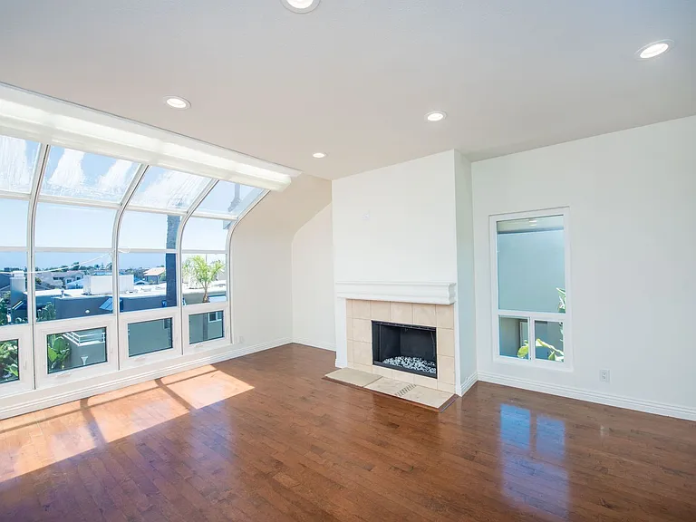 3299 Tempe Dr — Photo 5