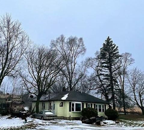 2nd image of 2290 E Vernon Rd
