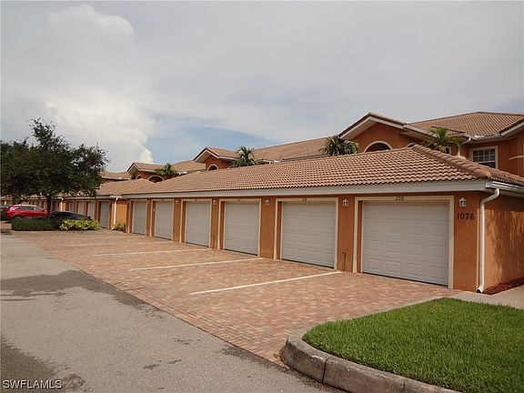 2nd image of 1076 Winding Pines Cir Unit 104