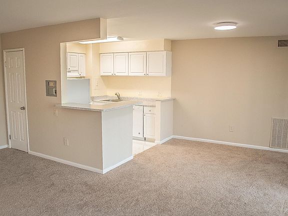 3rd image of 4 S Van Dorn St APT 102