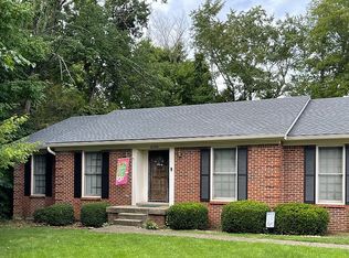 8208 Rome Beauty Way, Louisville, KY 40228