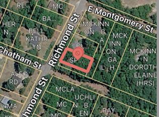 257 Richmond St, West End, NC 27376