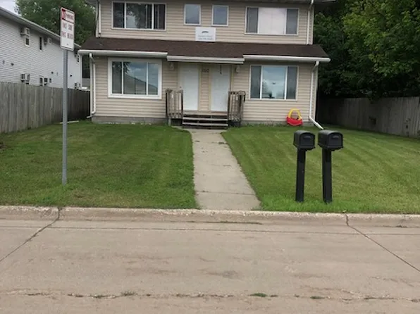 1510 N 6th St #B, Grand Forks, ND 58203