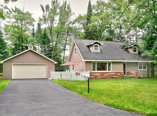 1122 E Maple St, Eagle River, WI 54521