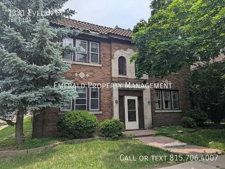 1331 Evelyn St #3 — Photo 1