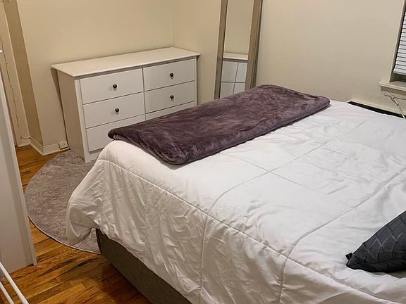 4th image of 239 E 84th St APT 7C