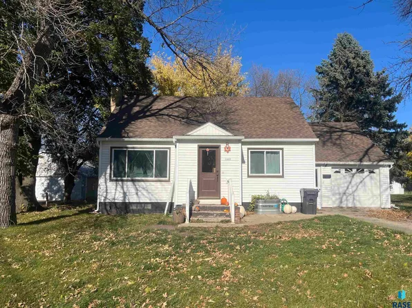 11822 111th St, Edgerton, MN 56153