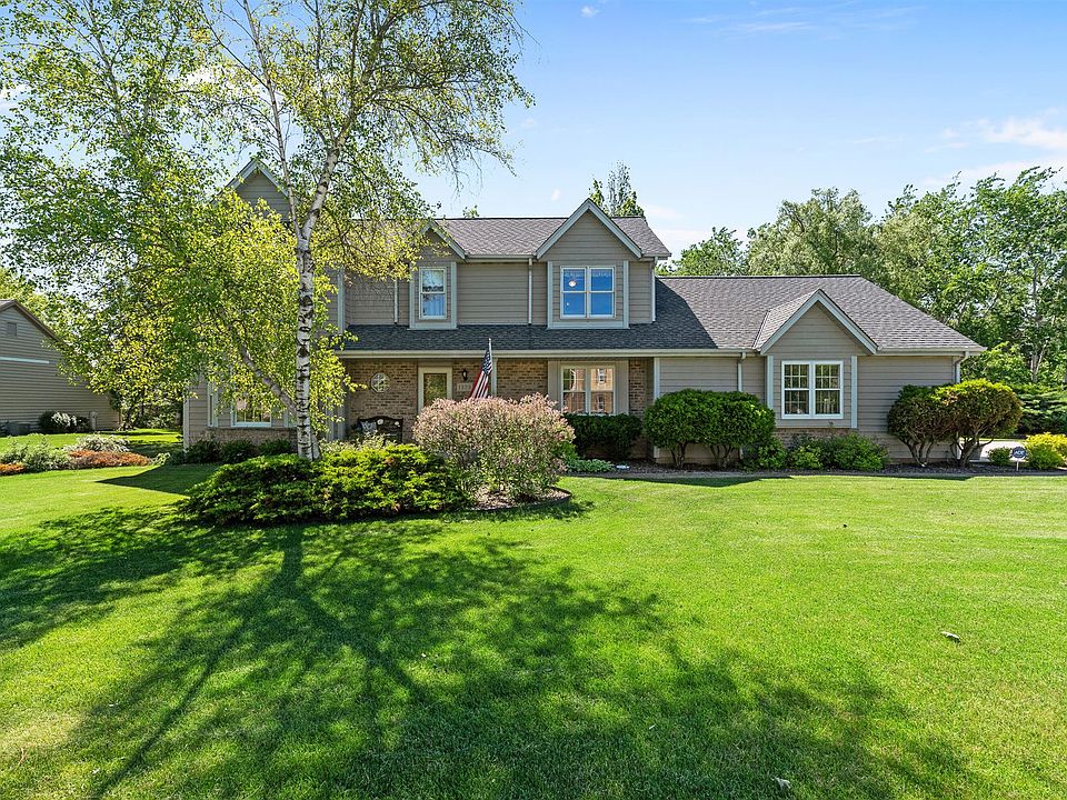 1st image of 1323 Spinnaker Dr