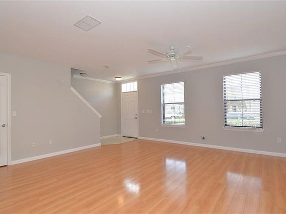 3rd image of 701 Siena Palm Dr