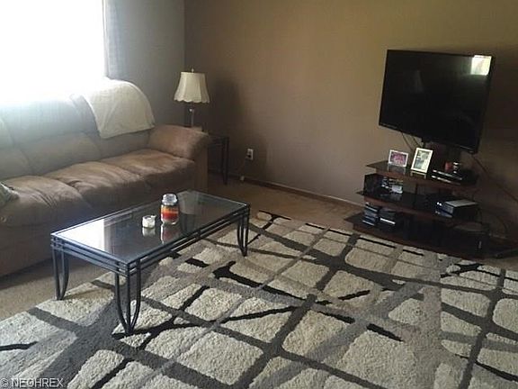 4th image of 1024 N Ward Ave