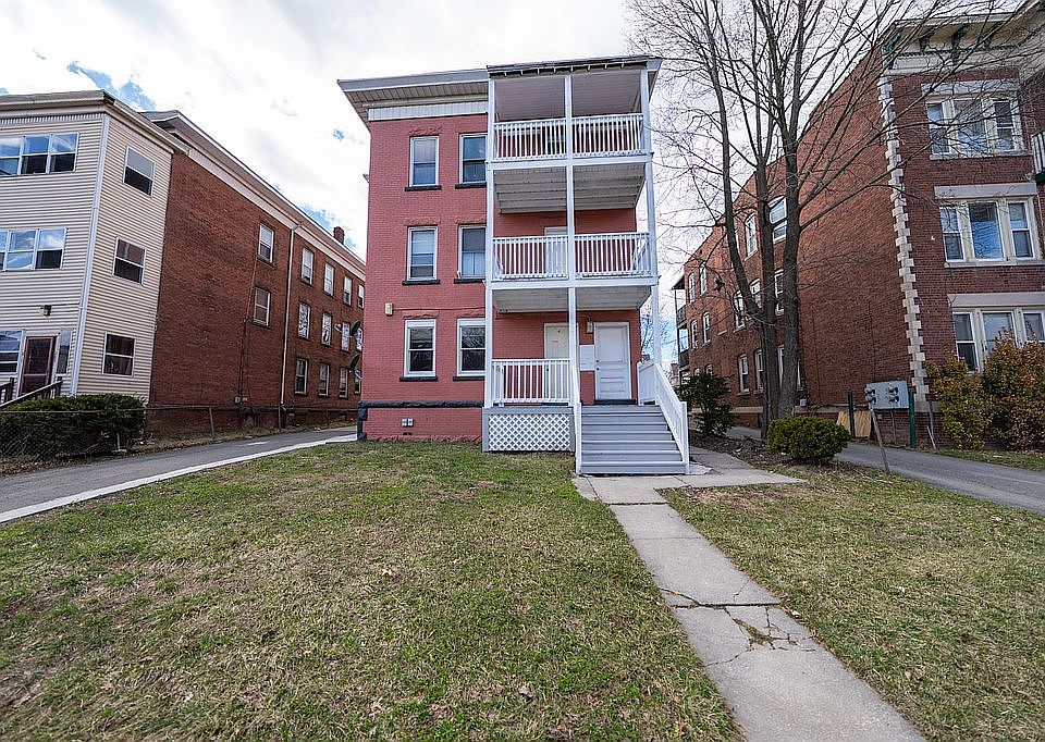 1st image of 285 Garden St #287