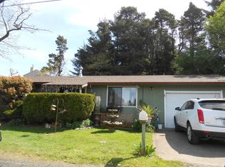 2404 NW Nye St, Newport, OR 97365
