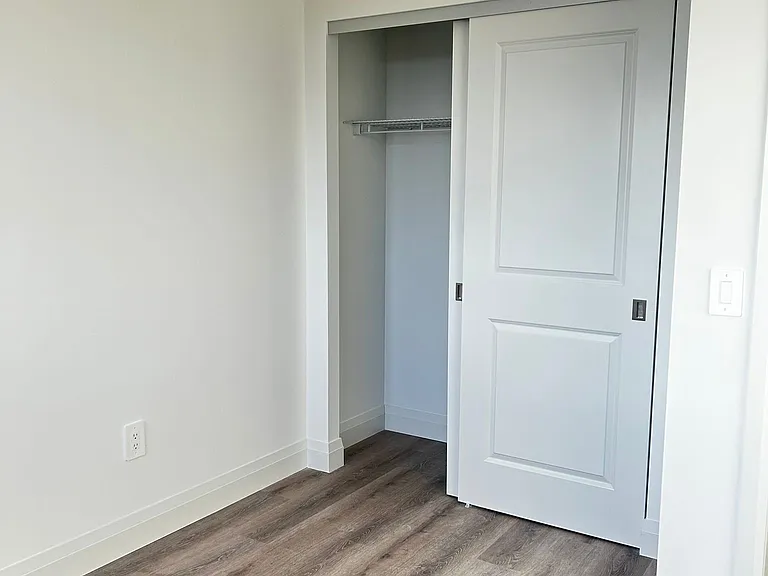 1333 Weber St E #905 — Photo 22