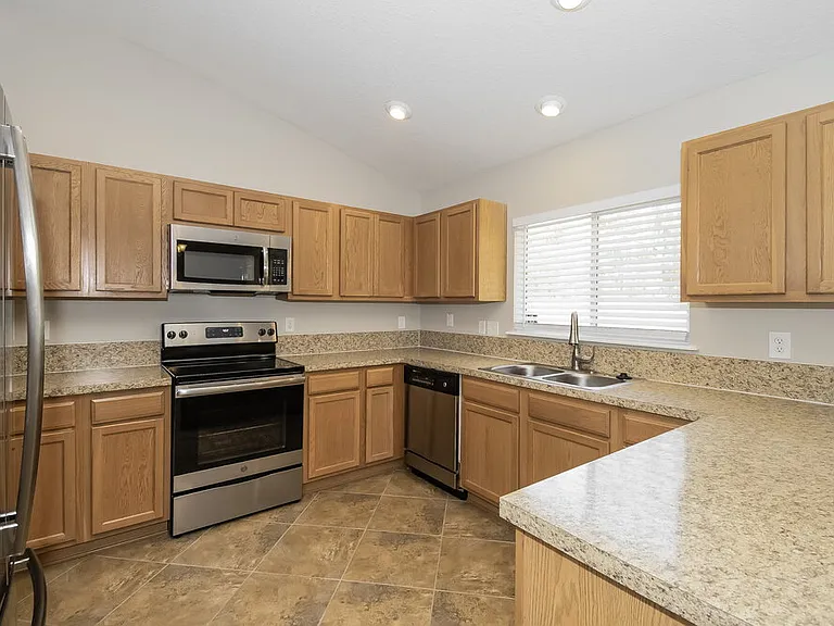 3978 Cedar Bluff Ln — Photo 9