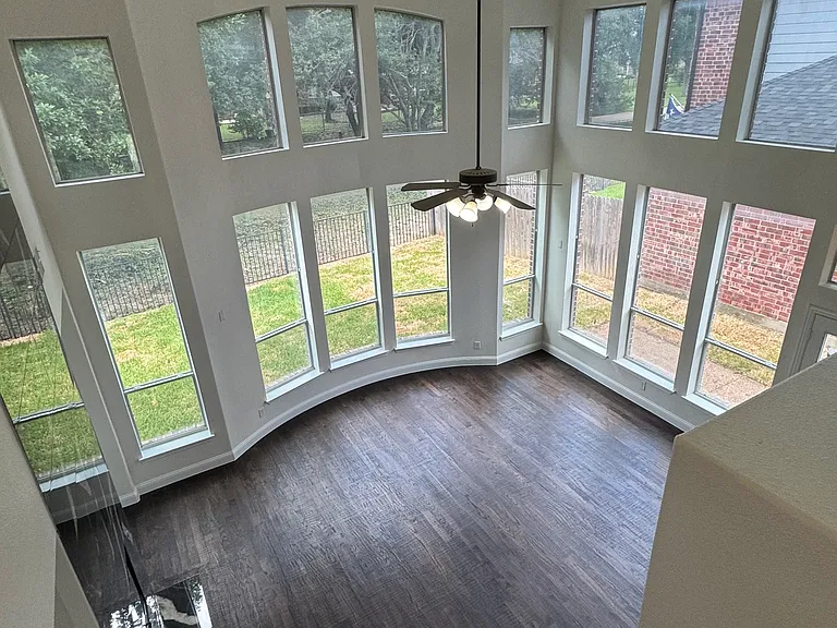 5967 Hidden Creek Ln — Photo 18