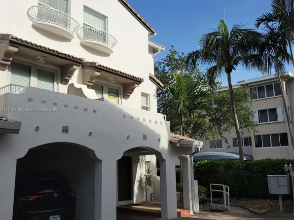 2005 Oceanwalk Ter, Pompano Beach, FL 33062