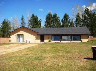 4498 Clover Ln, Rhinelander, WI 54501