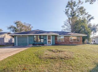 5822 Black Gum Dr, Houston, TX 77092