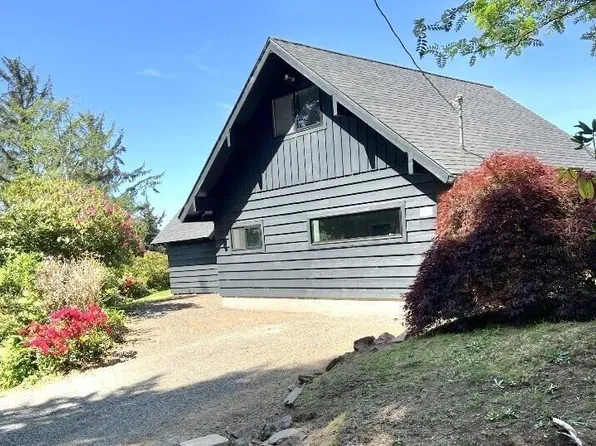 143 S Wells Dr, Lincoln City, OR 97367