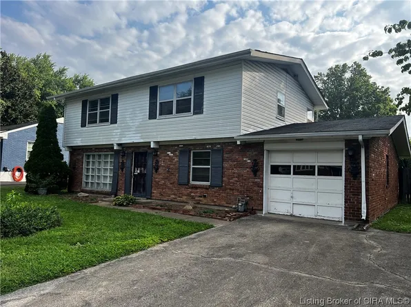 1532 Altawood Drive, Clarksville, IN 47129