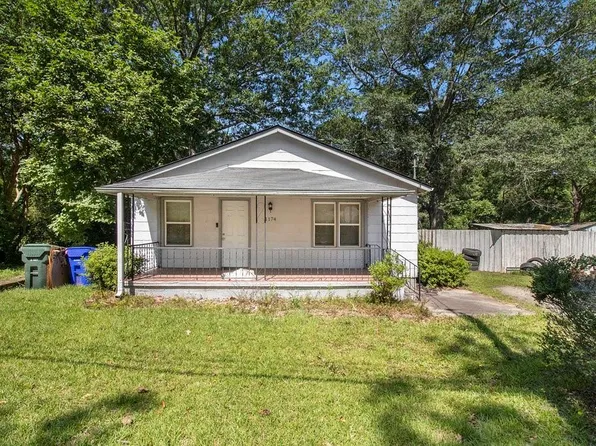 1174 Lakeview Dr NW, Conyers, GA 30012