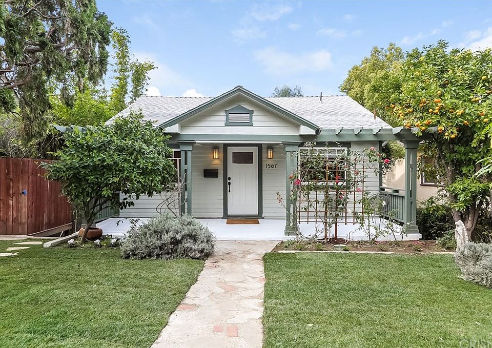 1st image of 1307 Coronado Ter