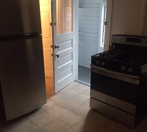 5th image of 1618 Newman Ave