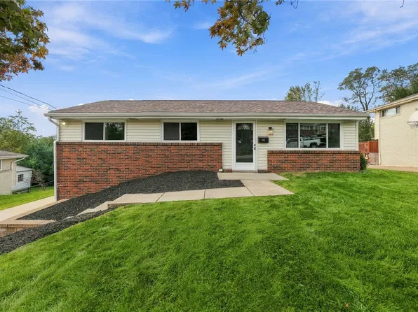 530 Niagara Dr, Irwin, PA 15642