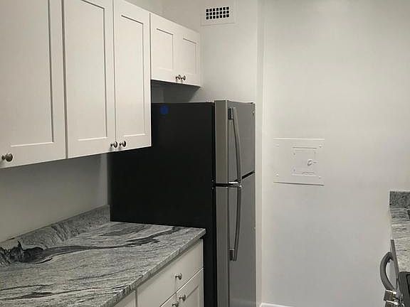 4th image of 10500 Rockville Pike Unit 112