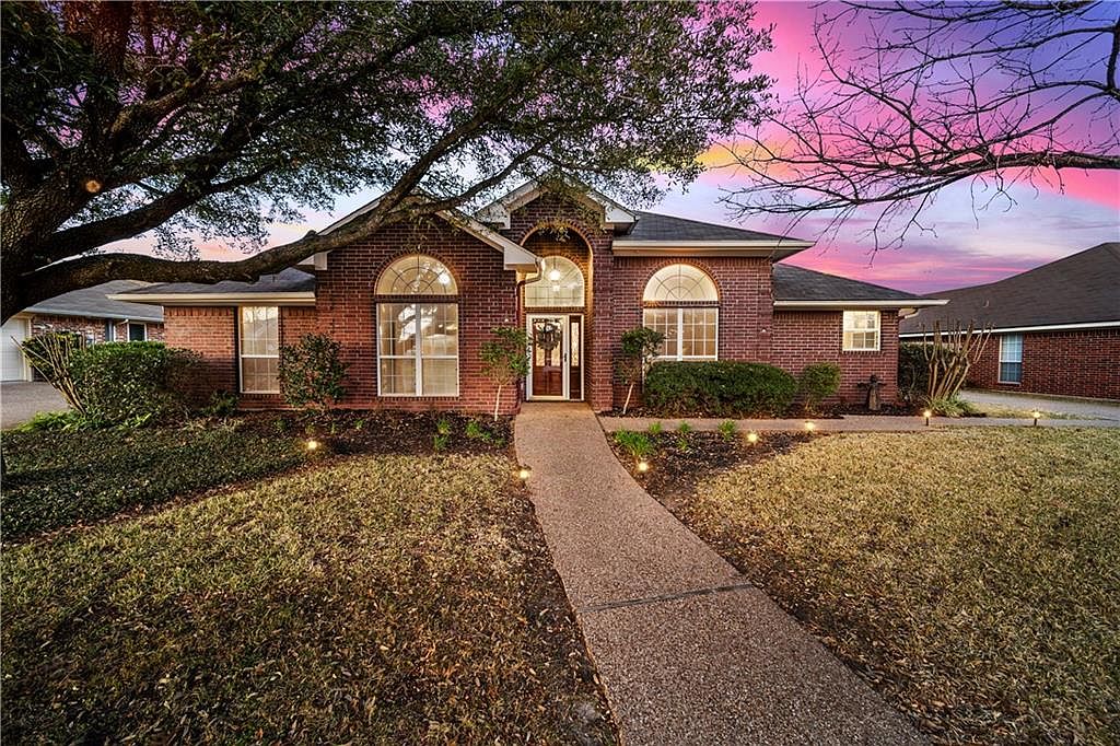 916 Eagles Nest Dr, Hewitt, TX 76643 Zillow