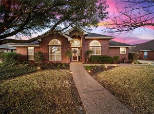 916 Eagles Nest Dr, Hewitt, TX 76643
