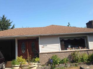 3230 NE 95th St, Seattle, WA 98115
