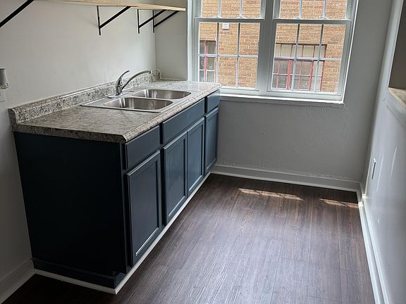 3rd image of 3718 E 3rd St #1