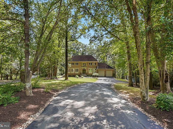 5th image of 6700 Bonaventure Ct