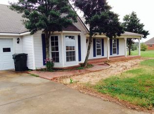 2042 Robert Johnson Rd, Covington, TN 38019