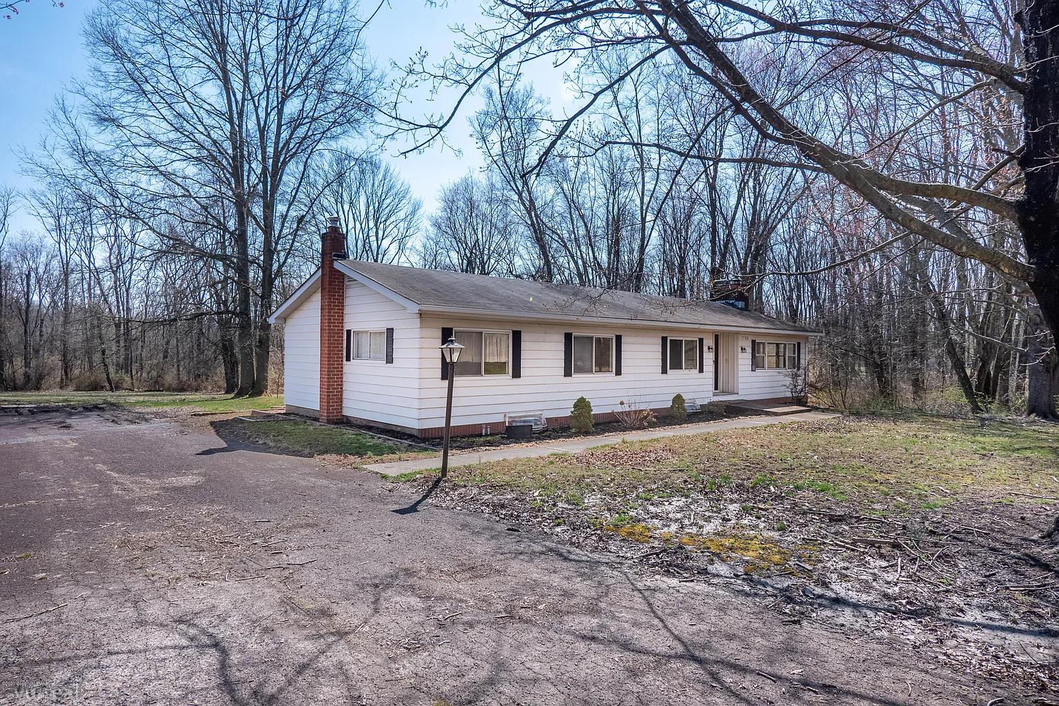 1706 Tabor Rd photo 1