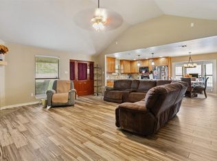2718 Typhon Dr, Grand Prairie, TX 75052