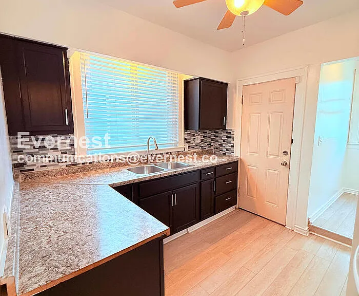 5236 S Clarendon St — Photo 3
