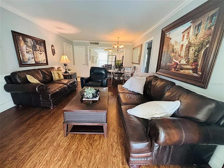 10380 Carrollwood Ln #264 — Photo 6